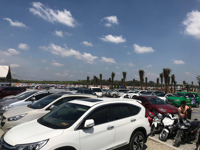 Người dân đổ xô đi mua đất tại một số vùng xung quanh sân bay Long Thành.